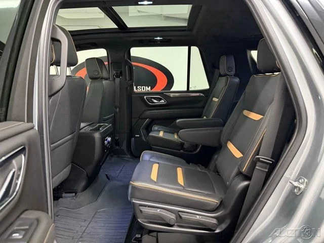 2024 GMC Yukon 5th Gen - Image 17 of 21