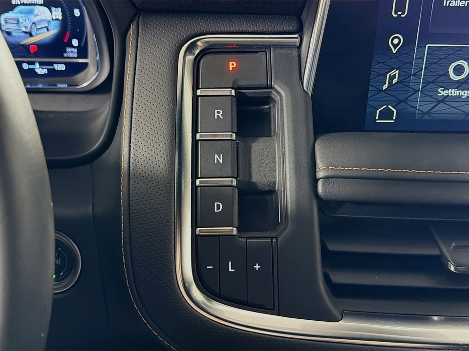 2024 GMC Yukon 5th Gen - Image 20 of 21