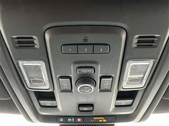 2024 GMC Yukon 5th Gen - Image 10 of 12