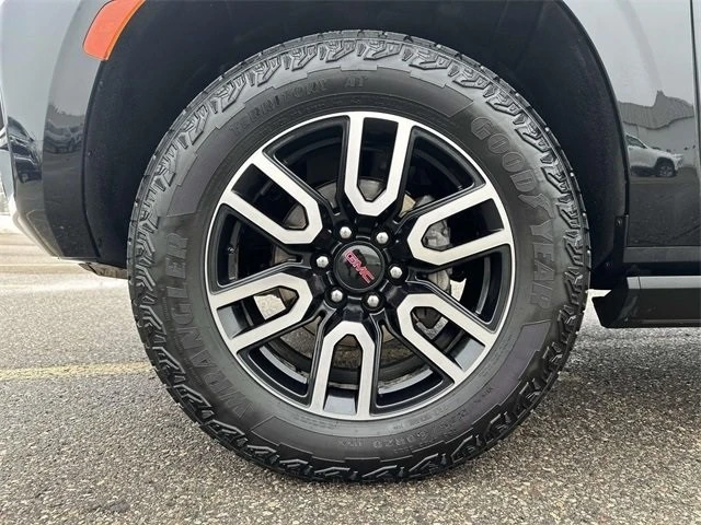 2024 GMC Yukon 5th Gen - Image 9 of 12