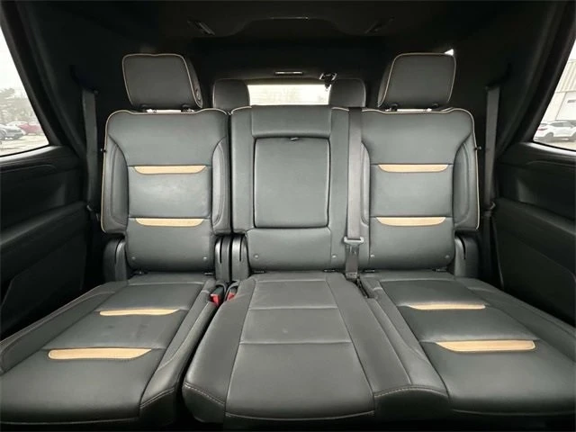 2024 GMC Yukon 5th Gen - Image 11 of 12