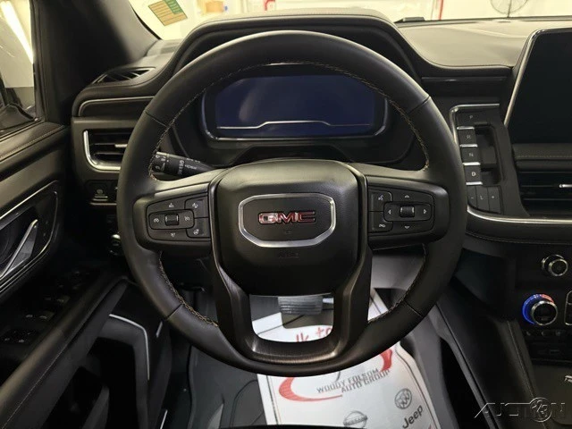 2024 GMC Yukon 5th Gen - Image 17 of 21