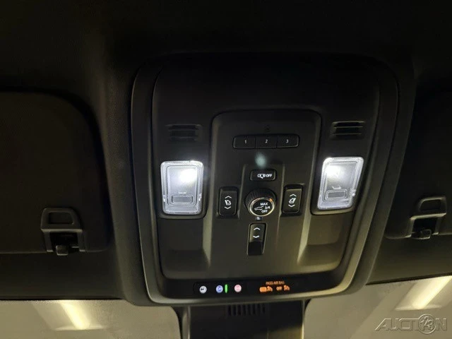 2024 GMC Yukon 5th Gen - Image 20 of 21