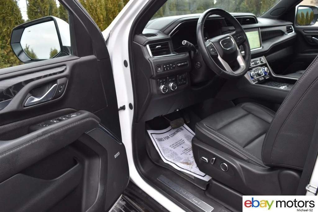 2024 GMC Yukon 5th Gen - Image 11 of 21
