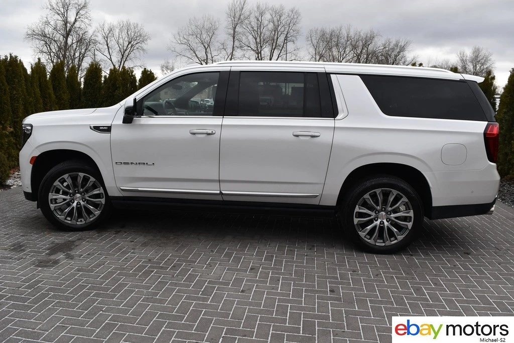 2024 GMC Yukon 5th Gen - Image 8 of 21