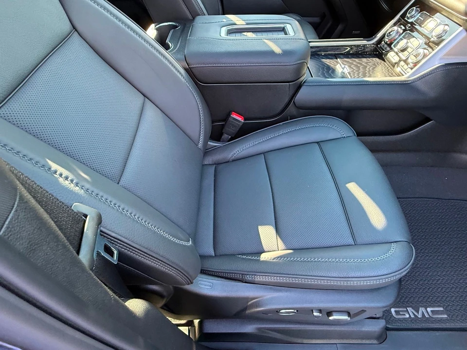 2024 GMC Yukon 5th Gen - Image 6 of 12