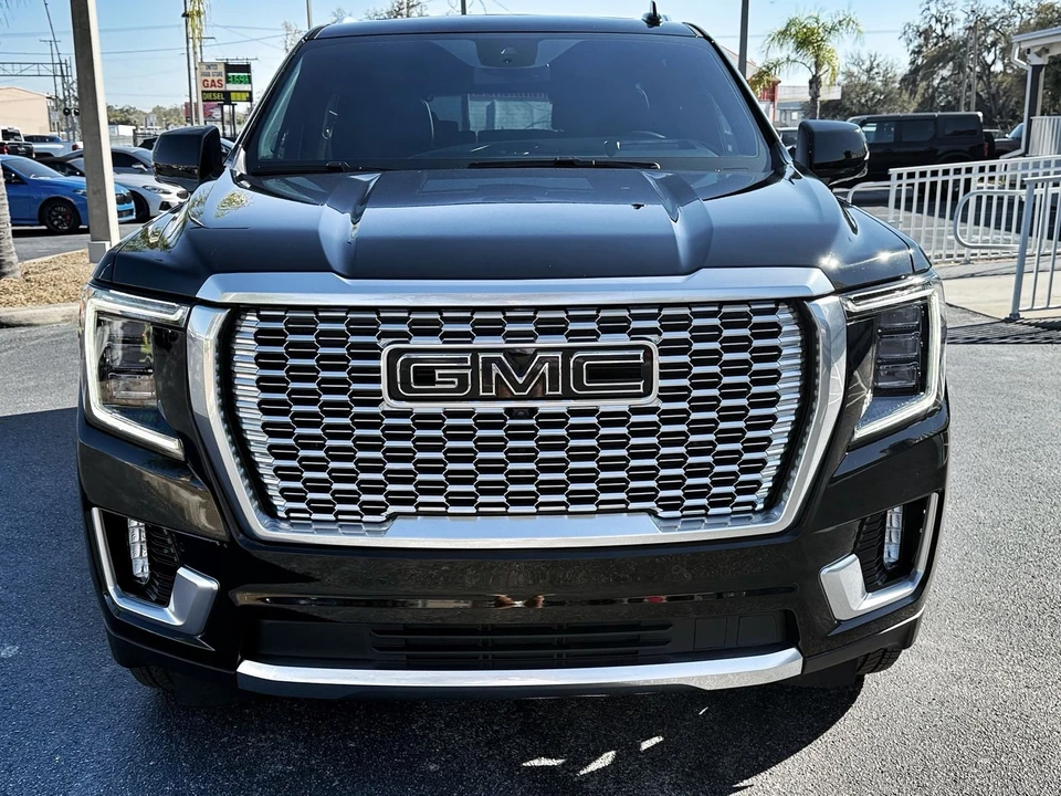 2024 GMC Yukon 5th Gen - Image 7 of 12