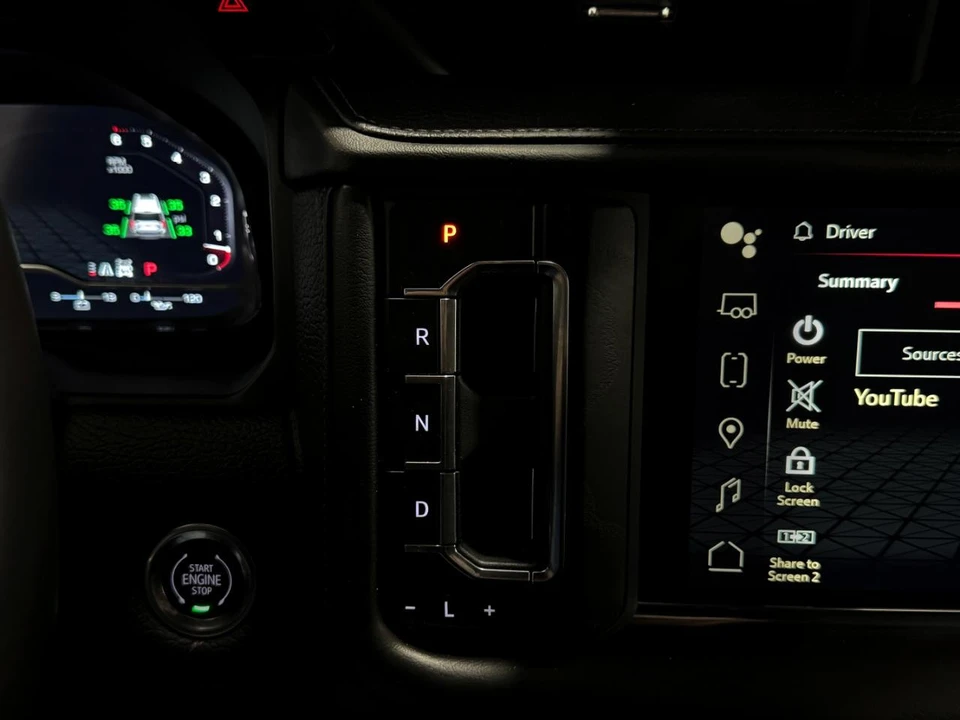 2024 GMC Yukon 5th Gen - Image 17 of 21