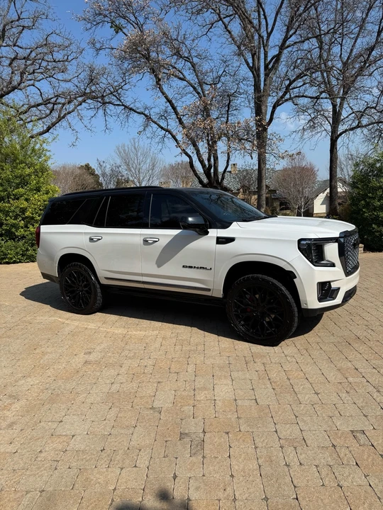 2024 GMC Yukon 5th Gen - Image 3 of 16