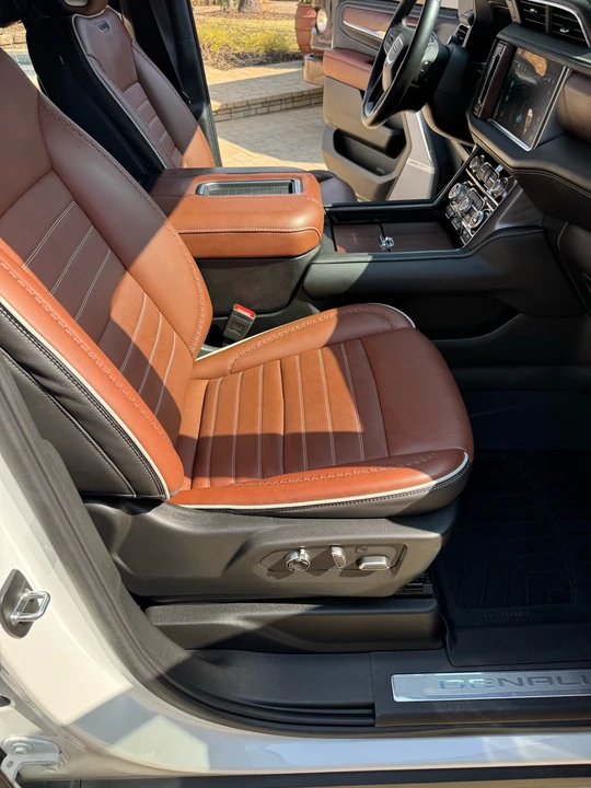2024 GMC Yukon 5th Gen - Image 11 of 16