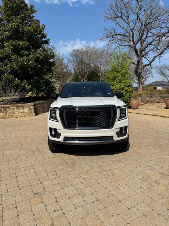 2024 GMC Yukon 5th Gen - Image 2 of 16