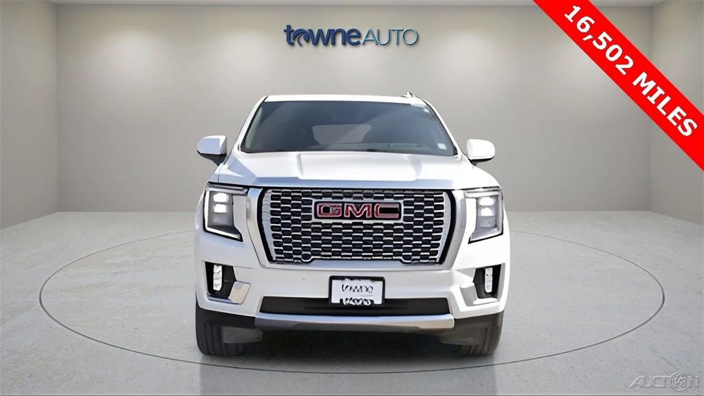 2024 GMC Yukon 5th Gen - Image 16 of 21