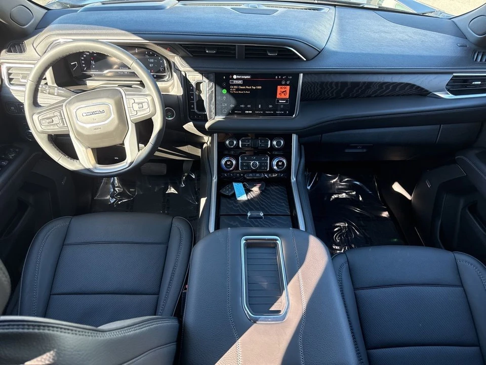 2024 GMC Yukon 5th Gen - Image 16 of 21