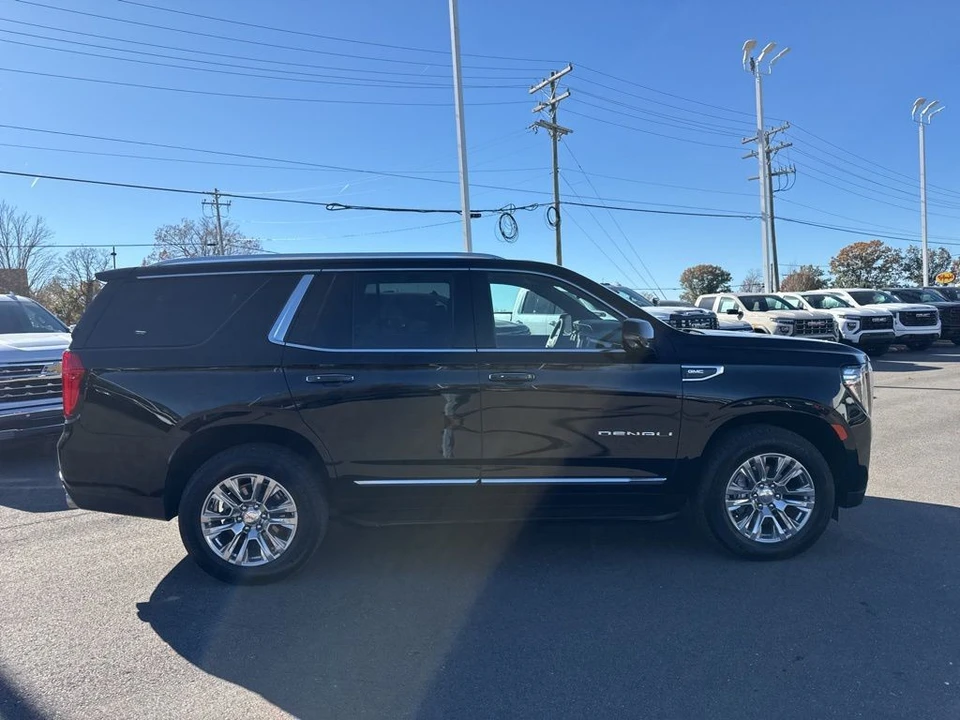 2024 GMC Yukon 5th Gen - Image 6 of 21