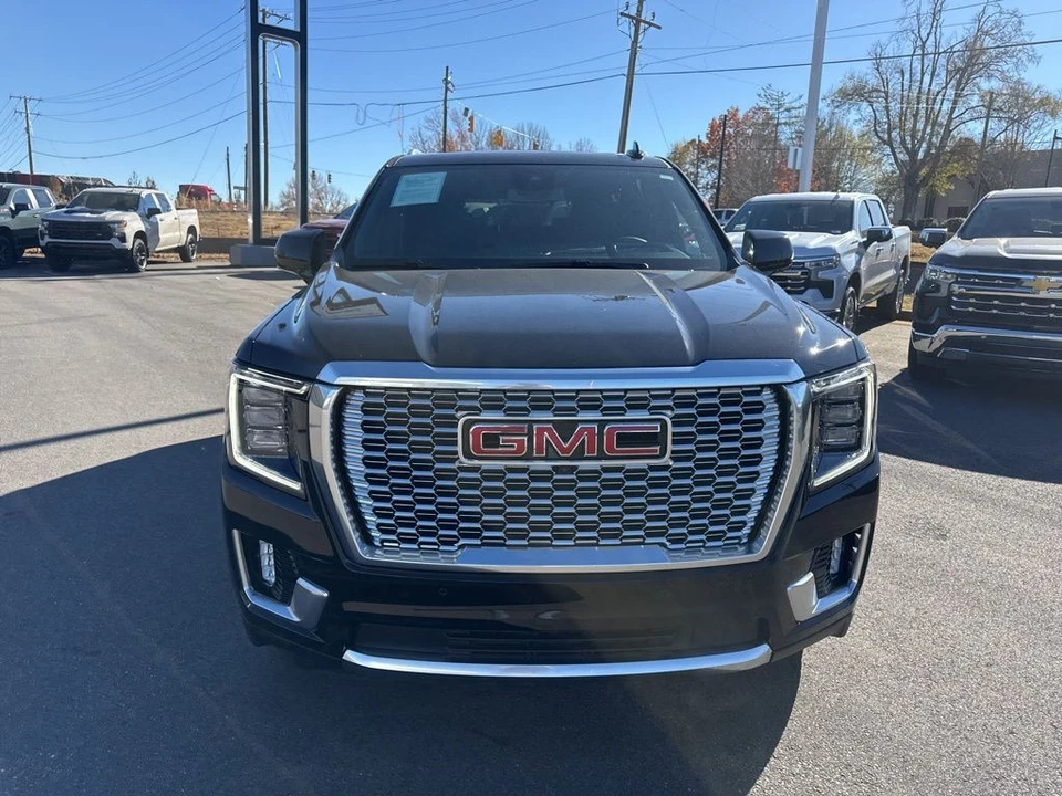 2024 GMC Yukon 5th Gen - Image 8 of 12