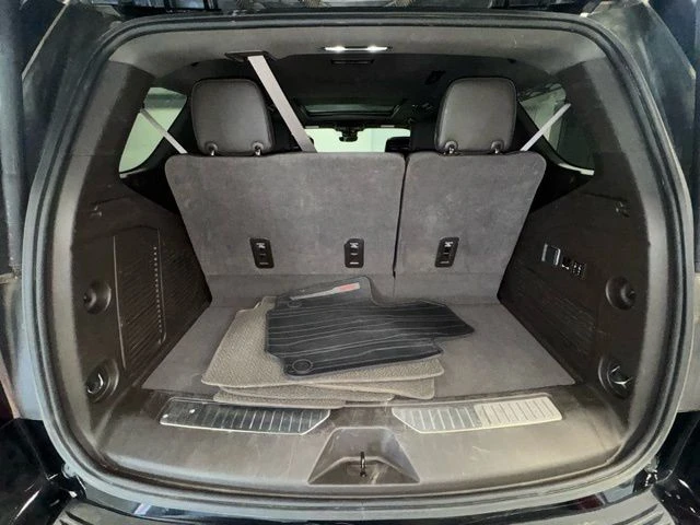 2024 GMC Yukon 5th Gen - Image 10 of 21