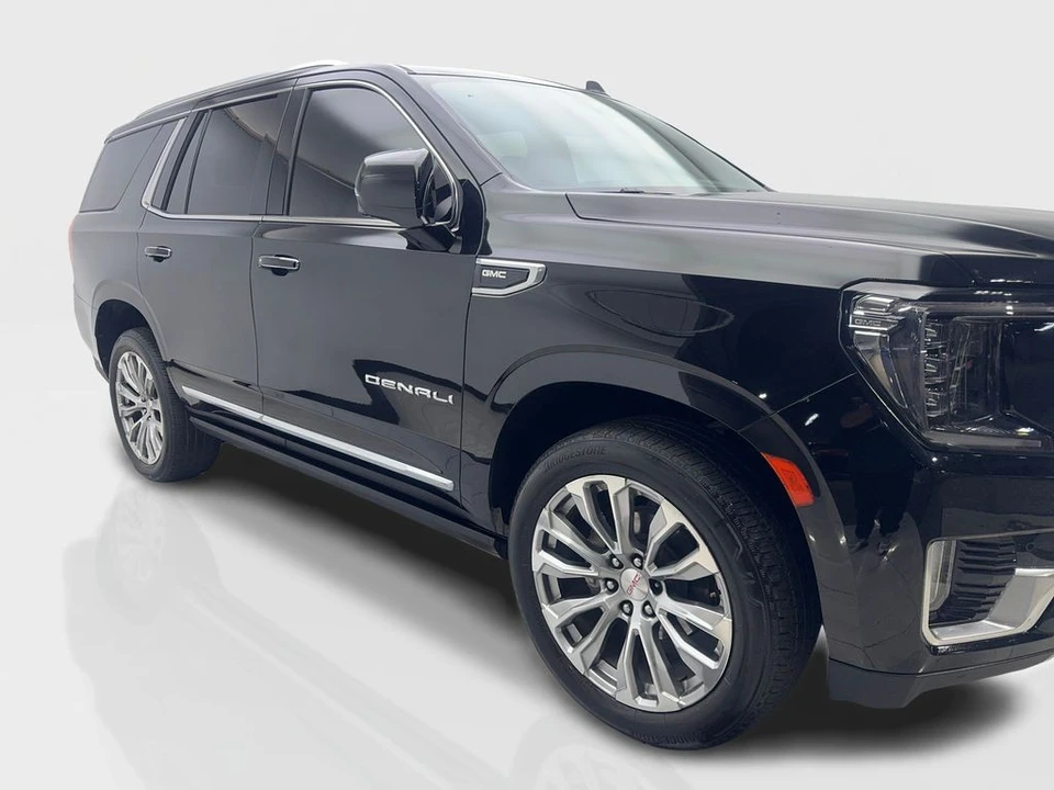 2024 GMC Yukon 5th Gen - Image 12 of 21