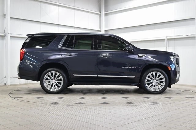 2024 GMC Yukon 5th Gen - Image 9 of 12