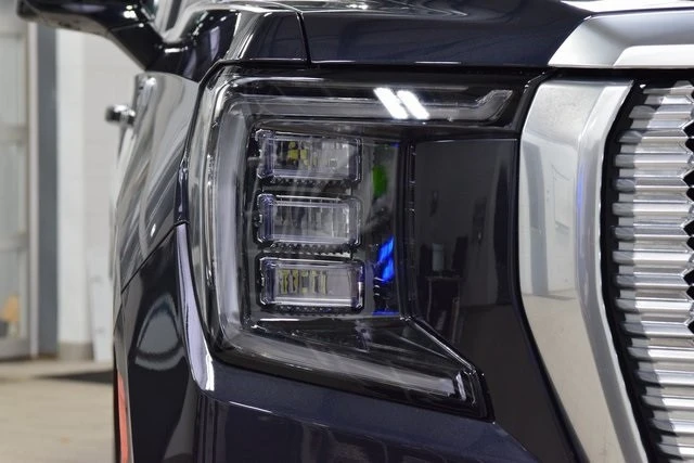 2024 GMC Yukon 5th Gen - Image 12 of 21