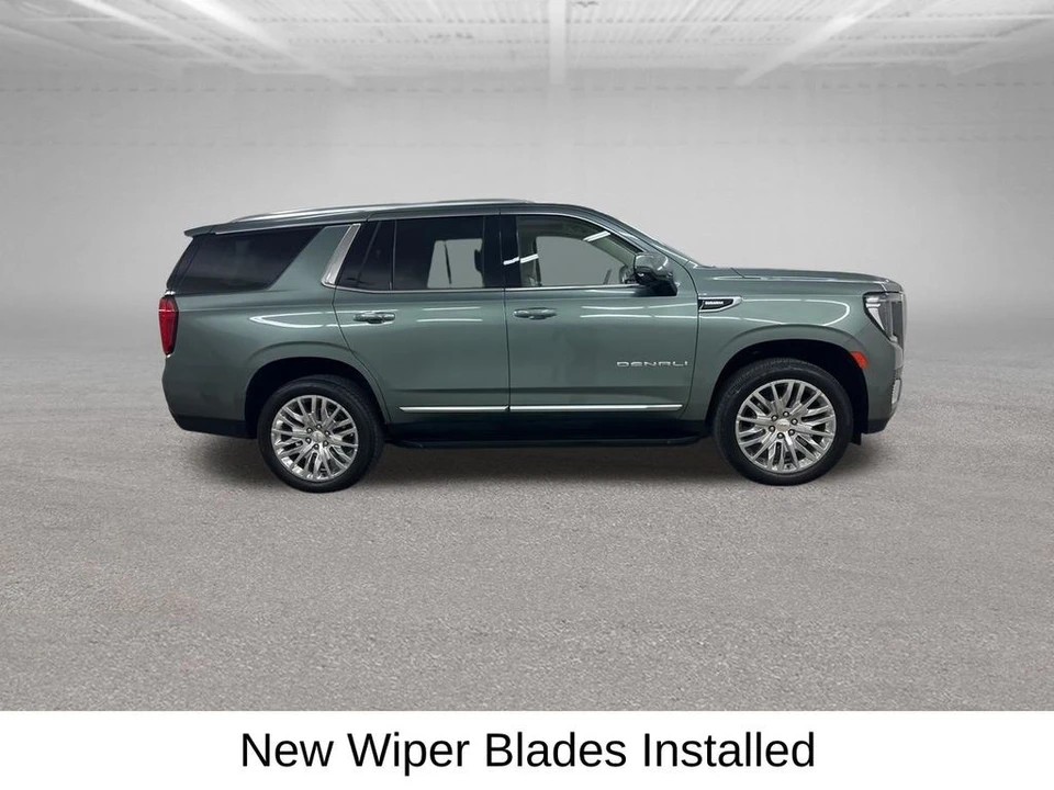 2024 GMC Yukon 5th Gen - Image 15 of 21