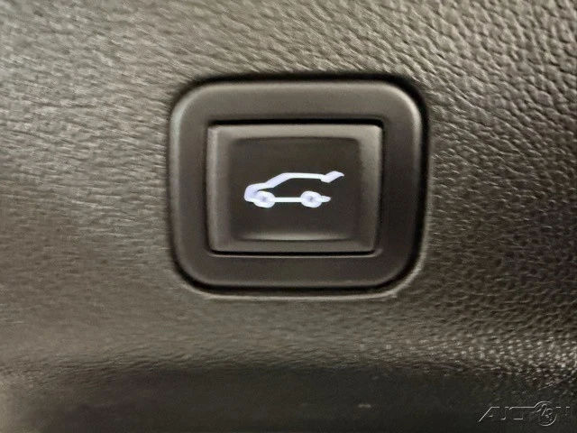 2024 GMC Yukon 5th Gen - Image 8 of 12