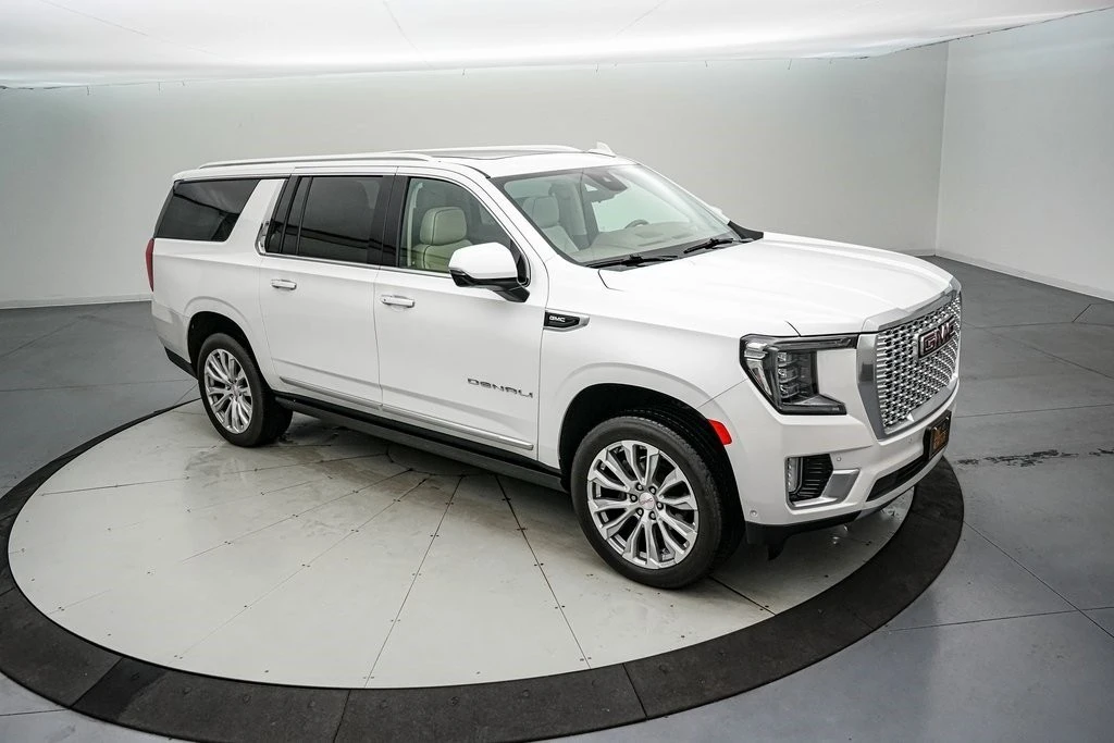 2024 GMC Yukon 5th Gen - Image 2 of 21