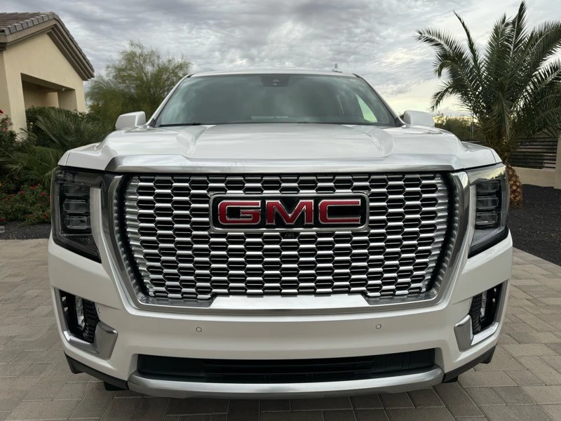 2024 GMC Yukon 5th Gen - Image 5 of 21
