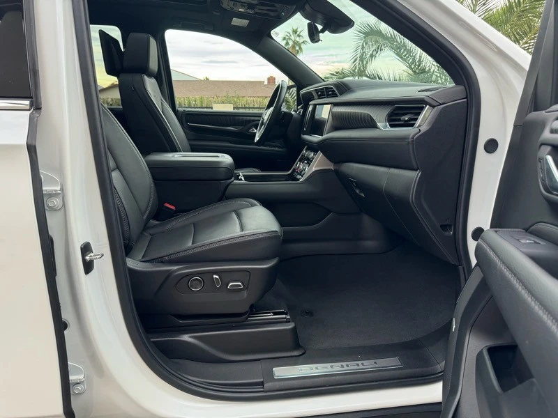 2024 GMC Yukon 5th Gen - Image 10 of 21