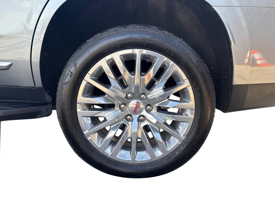 2024 GMC Yukon 5th Gen - Image 16 of 21