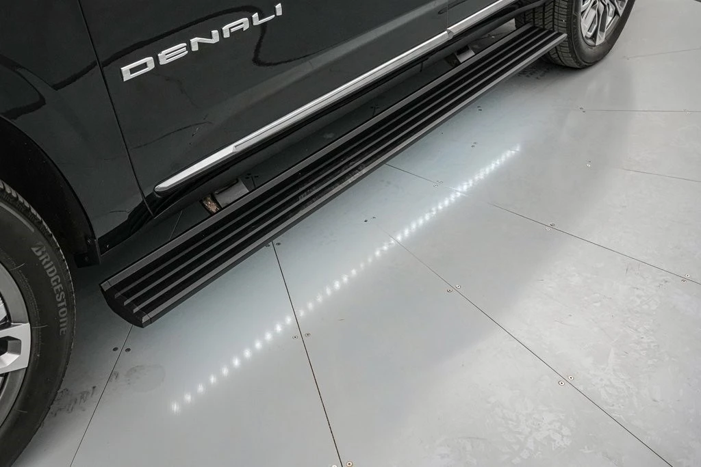 2024 GMC Yukon 5th Gen - Image 12 of 21
