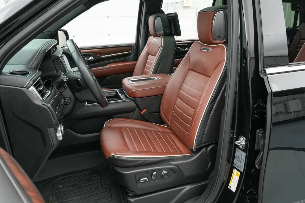 2024 GMC Yukon 5th Gen - Image 13 of 21