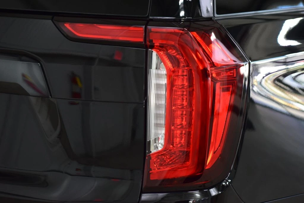 2024 GMC Yukon 5th Gen - Image 21 of 21