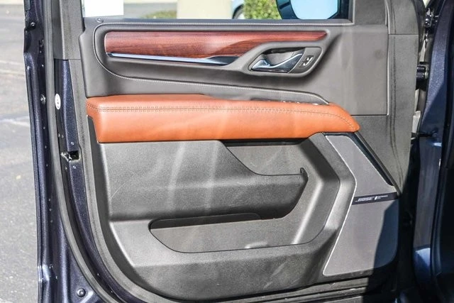 2024 GMC Yukon 5th Gen - Image 20 of 21