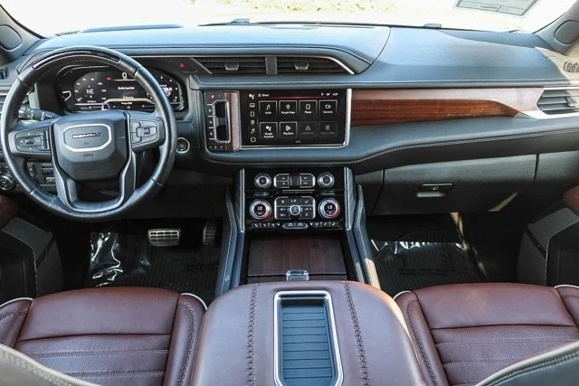 2024 GMC Yukon 5th Gen - Image 12 of 12