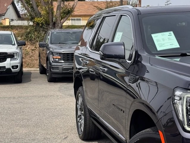 2024 GMC Yukon 5th Gen - Image 5 of 21