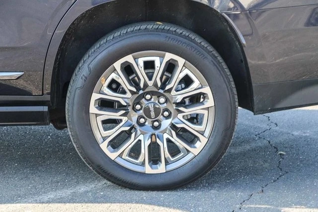2024 GMC Yukon 5th Gen - Image 10 of 21