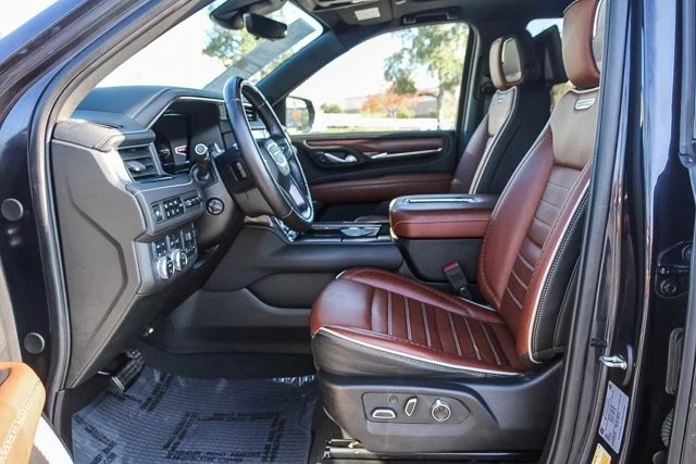 2024 GMC Yukon 5th Gen - Image 18 of 21