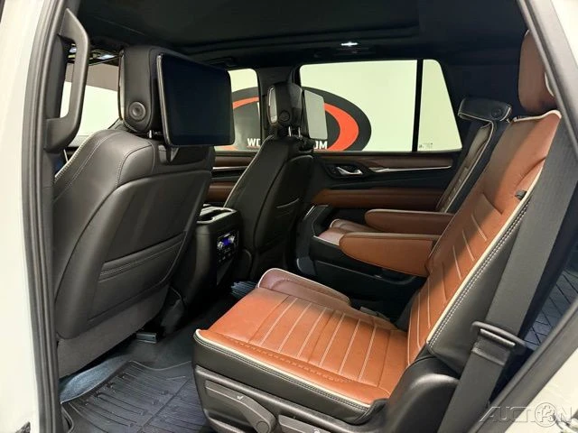 2024 GMC Yukon 5th Gen - Image 18 of 21