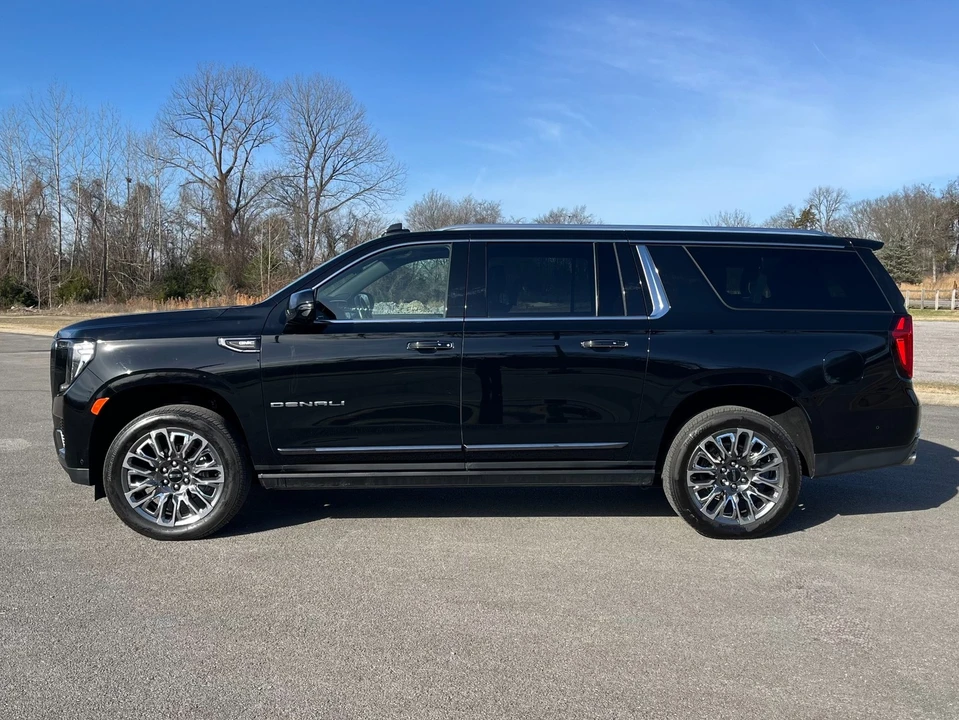 2024 GMC Yukon 5th Gen - Image 7 of 12