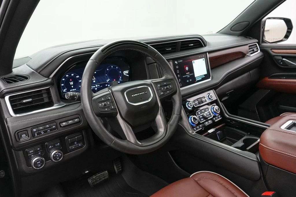 2024 GMC Yukon 5th Gen - Image 14 of 21