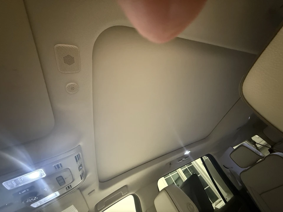 2024 GMC Yukon 5th Gen - Image 7 of 8