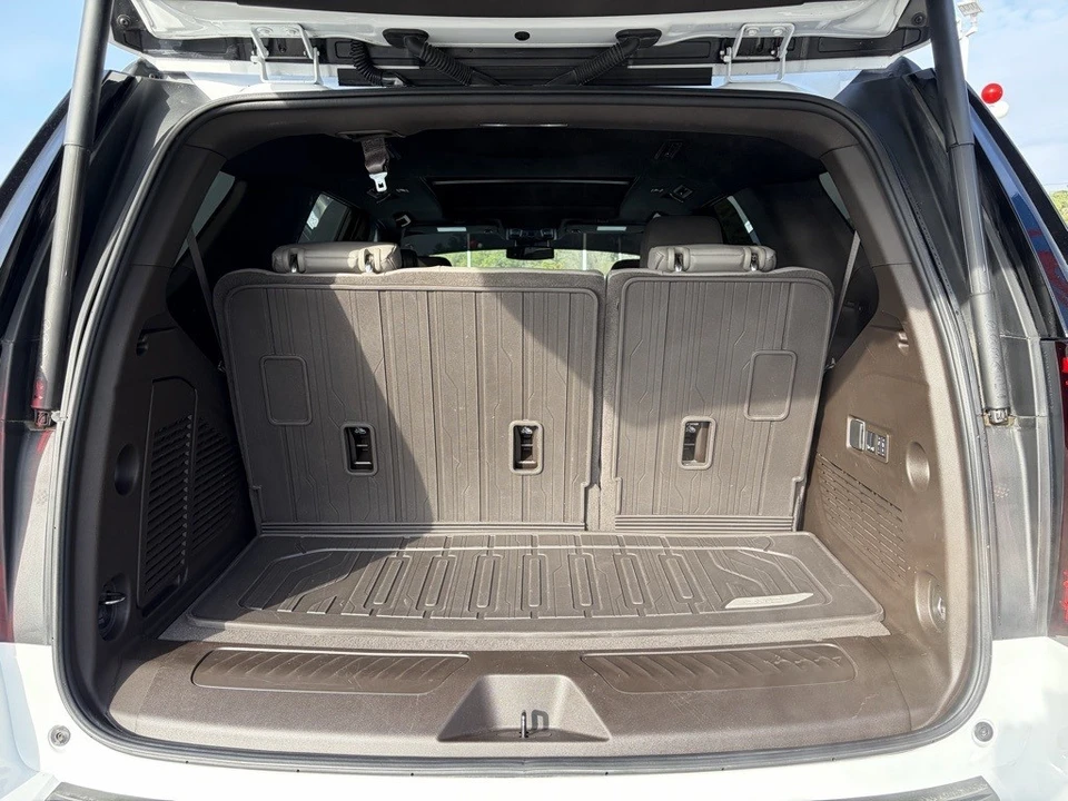2024 GMC Yukon 5th Gen - Image 5 of 12