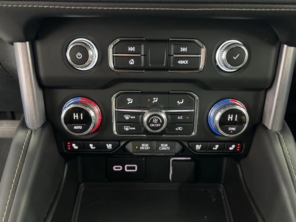 2024 GMC Yukon 5th Gen - Image 16 of 21