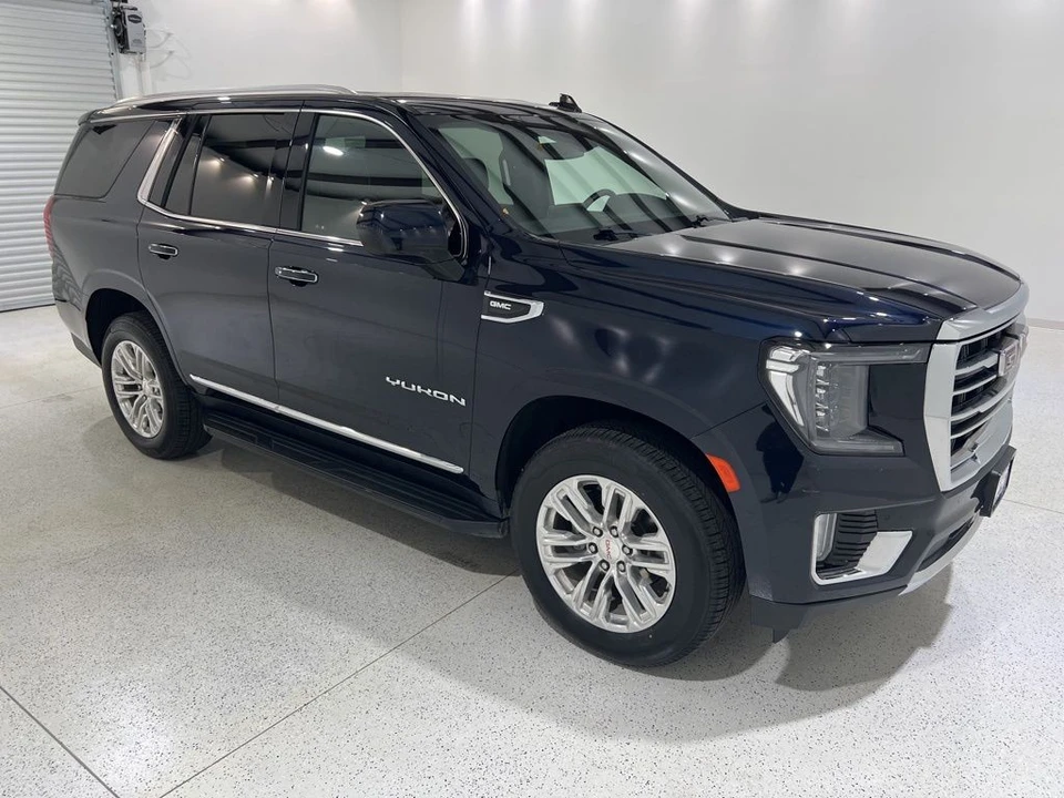 2024 GMC Yukon 5th Gen - Image 7 of 21
