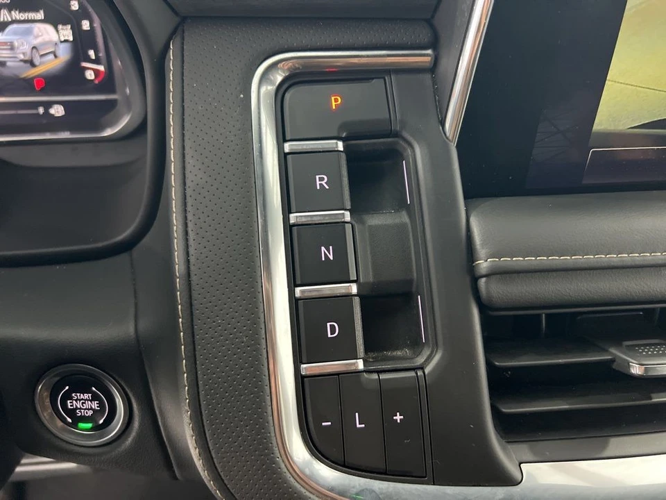 2024 GMC Yukon 5th Gen - Image 14 of 21