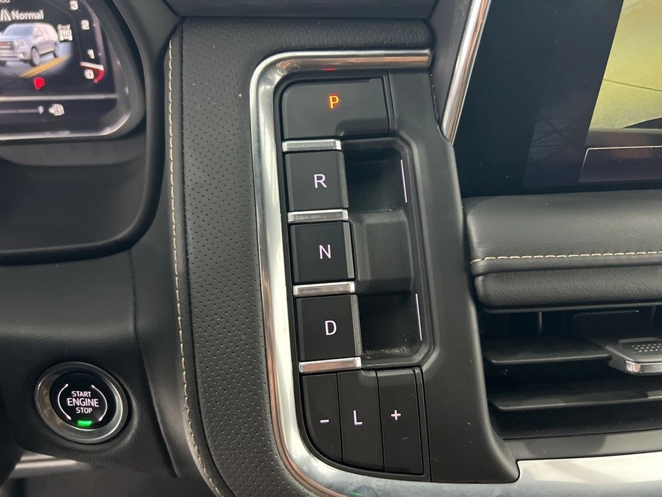 2024 GMC Yukon 5th Gen - Image 14 of 21