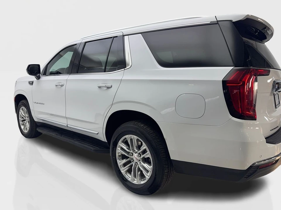2024 GMC Yukon 5th Gen - Image 14 of 21