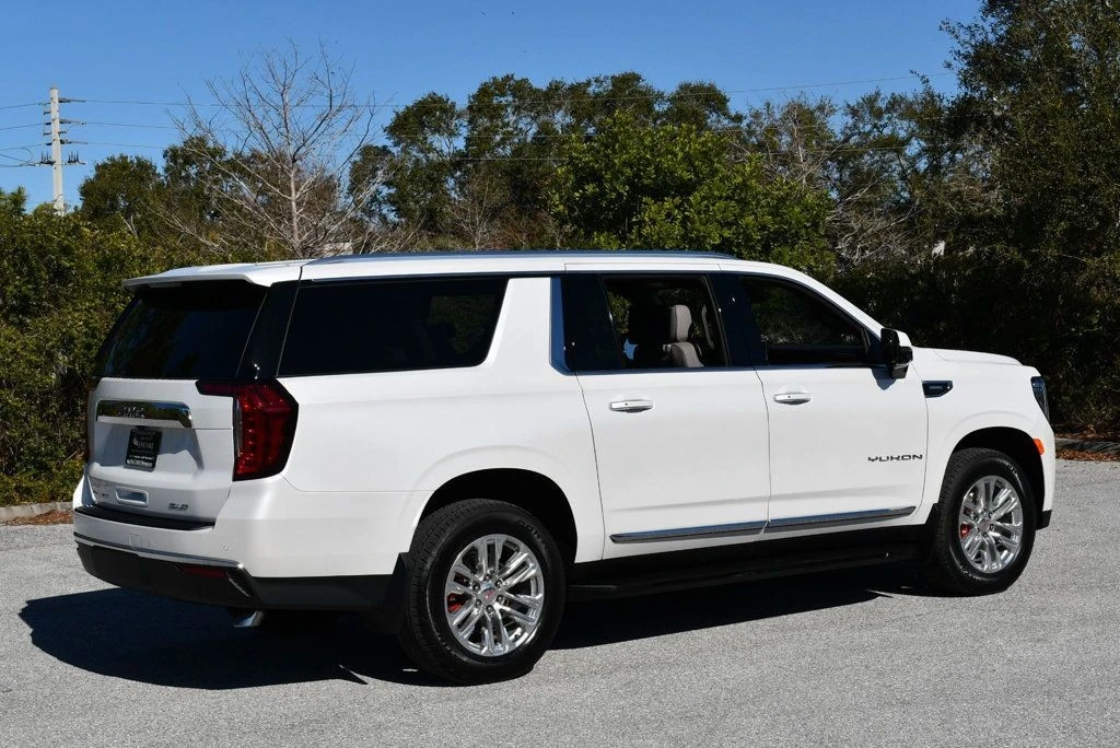 2024 GMC Yukon 5th Gen - Image 6 of 12