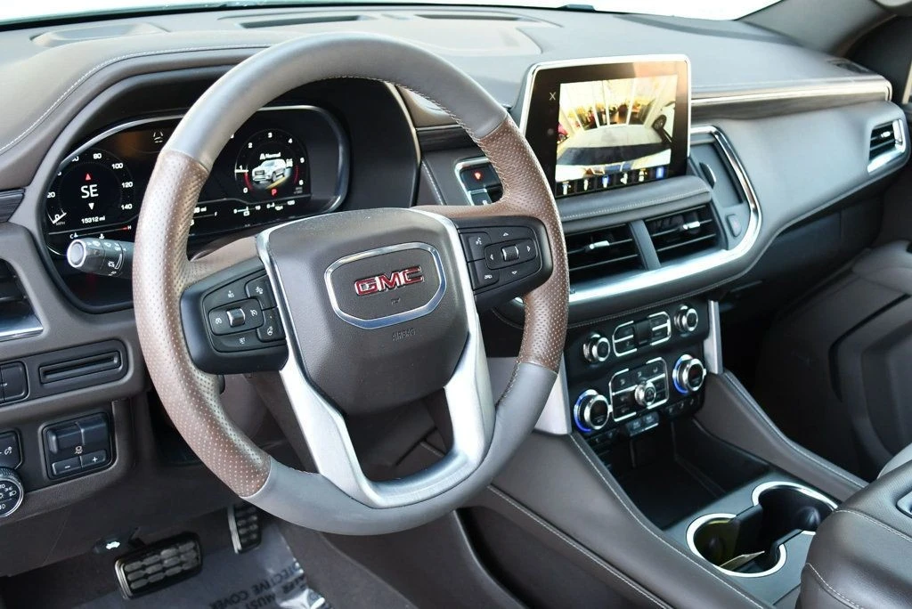 2024 GMC Yukon 5th Gen - Image 12 of 12