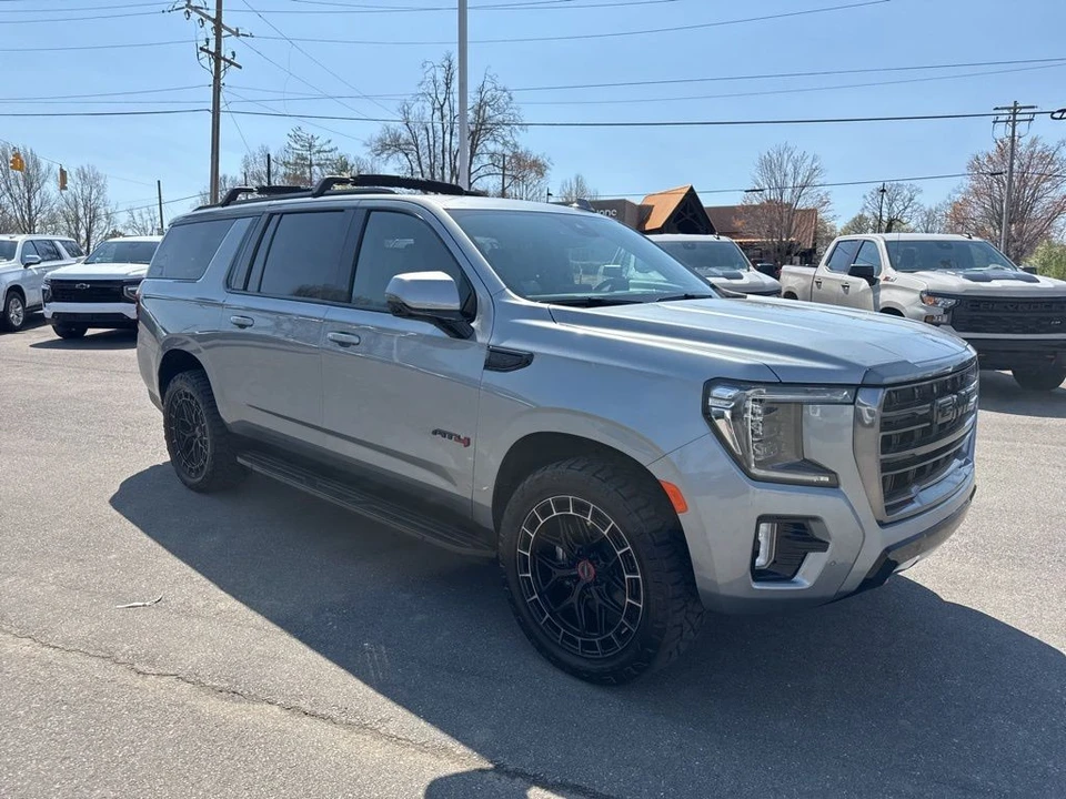 2024 GMC Yukon 5th Gen - Image 7 of 21